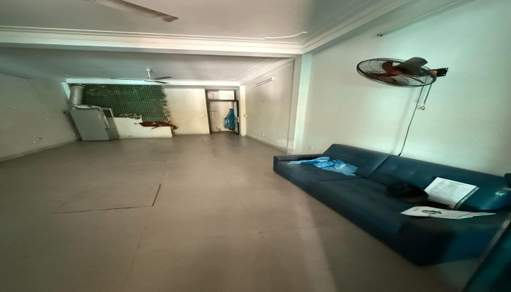 Cho thuê mặt bằng kinh doanh Phố Định Công Hạ 60m2, 3 tầng, 15 Triệu